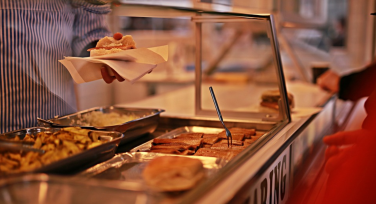 【美图秀秀】设计食堂海报，免费模板与教程