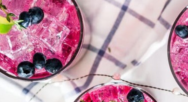 适合各种聚会的生日邀请函模板