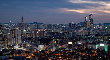 夜景拍摄技巧：点亮黑夜中的美景