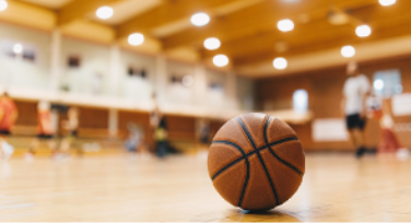 美图秀秀教你做比赛海报：篮球比赛海报怎么做？