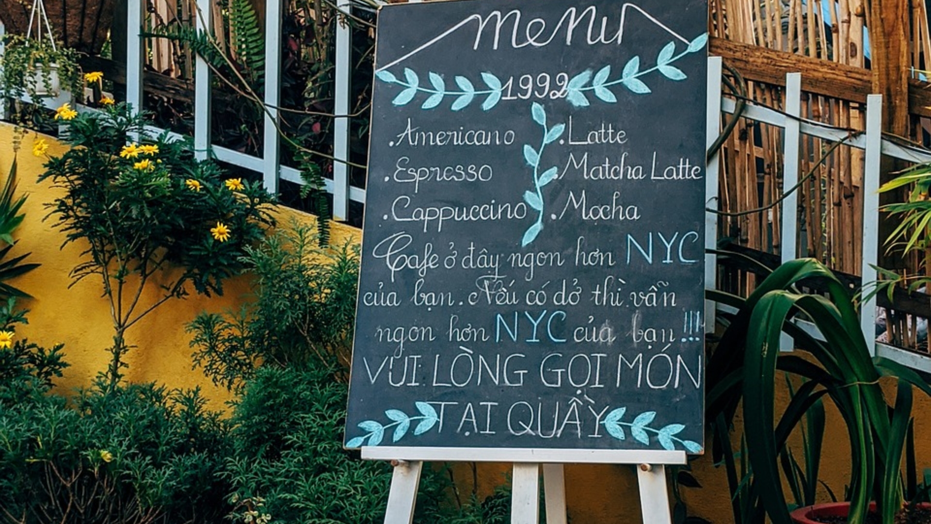 cafe-1.jpg