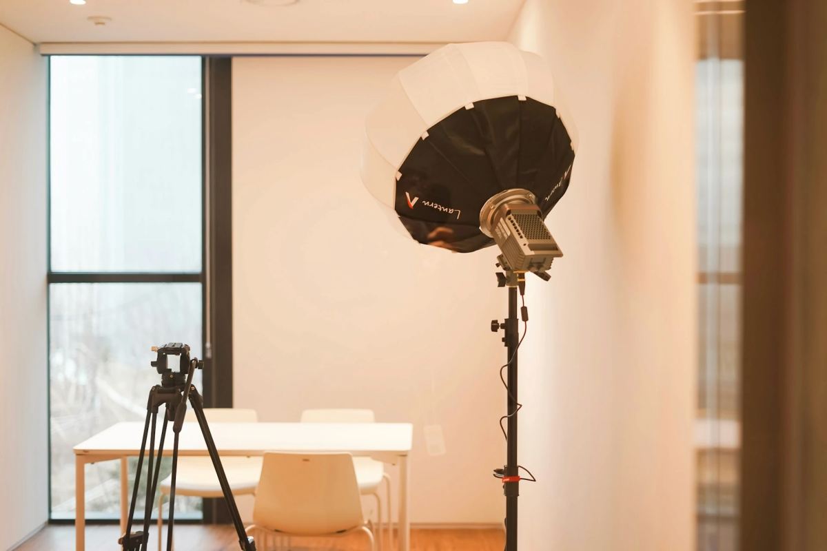 define lighting direction for ai product images